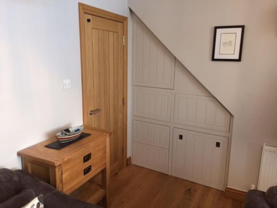 River Road, Littlehampton, Executive Apartment Экстерьер фото