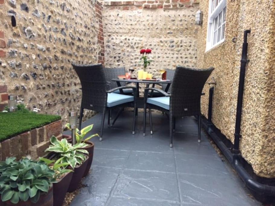 River Road, Littlehampton, Executive Apartment Экстерьер фото